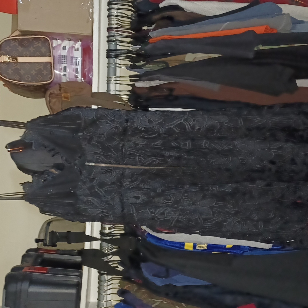 BLACK LACE. FREE PEOPLE - Picture 5 of 7